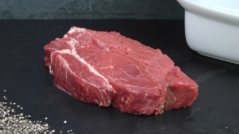Thời hạn lưu trữ thịt bò, dê trong tủ lạnh và tủ đông